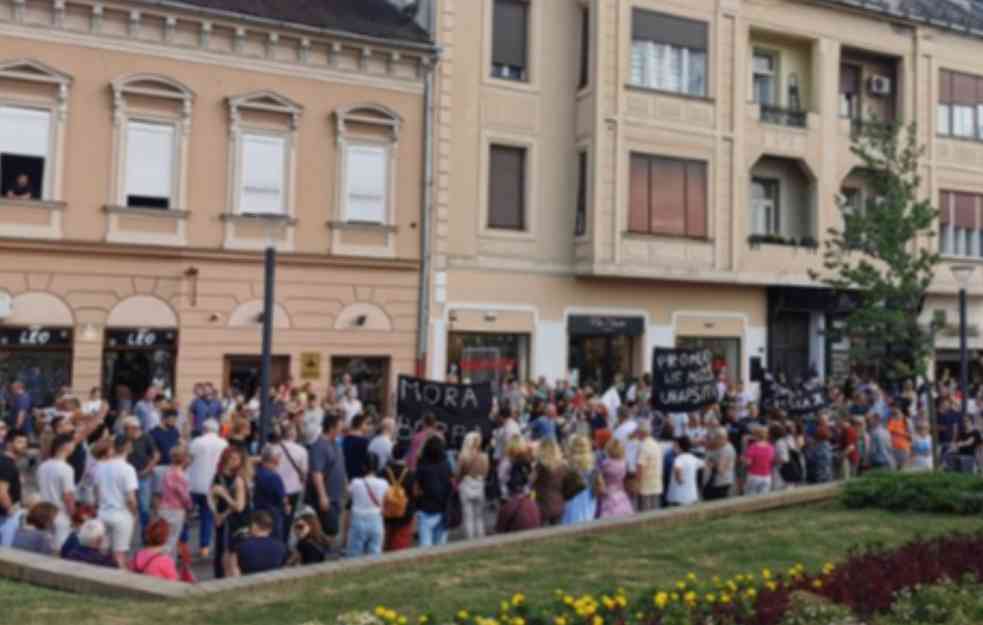 Počeo protest "Srbija protiv nasilja" u Novom Sadu