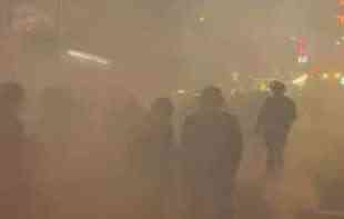 HAOS U PARIZU! POLICAJAC UBIO MLADIĆA (17): Ljudi na ulicama palili automobile, gorela i osnovna škola (VIDEO, FOTO)