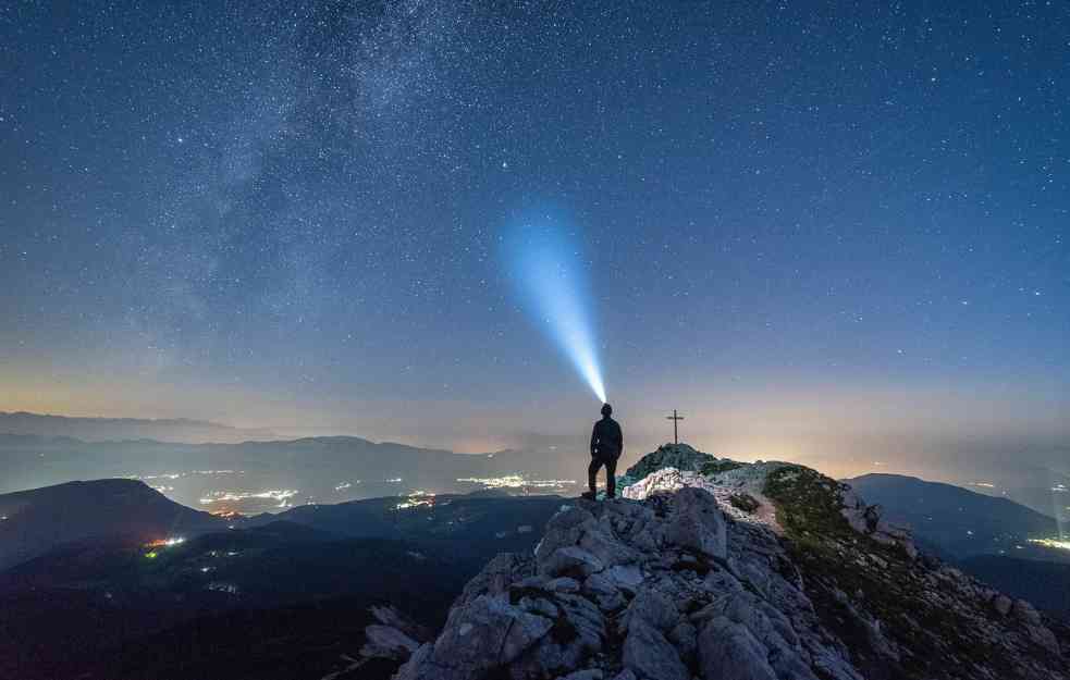 Astronomi otkrili fenomen sličan zvezdama padalicama na Suncu