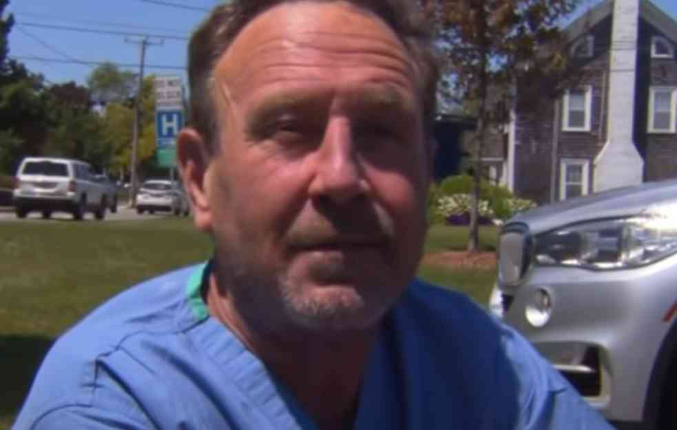 OVO JE ČOVEK KOJEG JE POJEO I ISPLJUNUO KIT! (VIDEO)