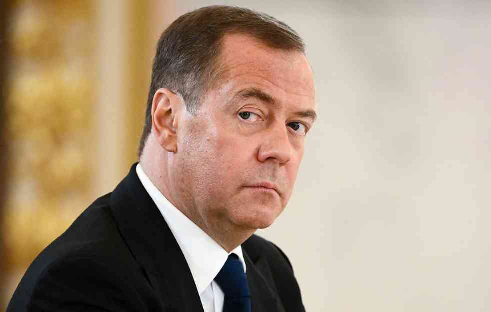 MEDVEDEV: Učesnici samita o Ukrajini u Švajcarskoj napuštaju neutralni stav