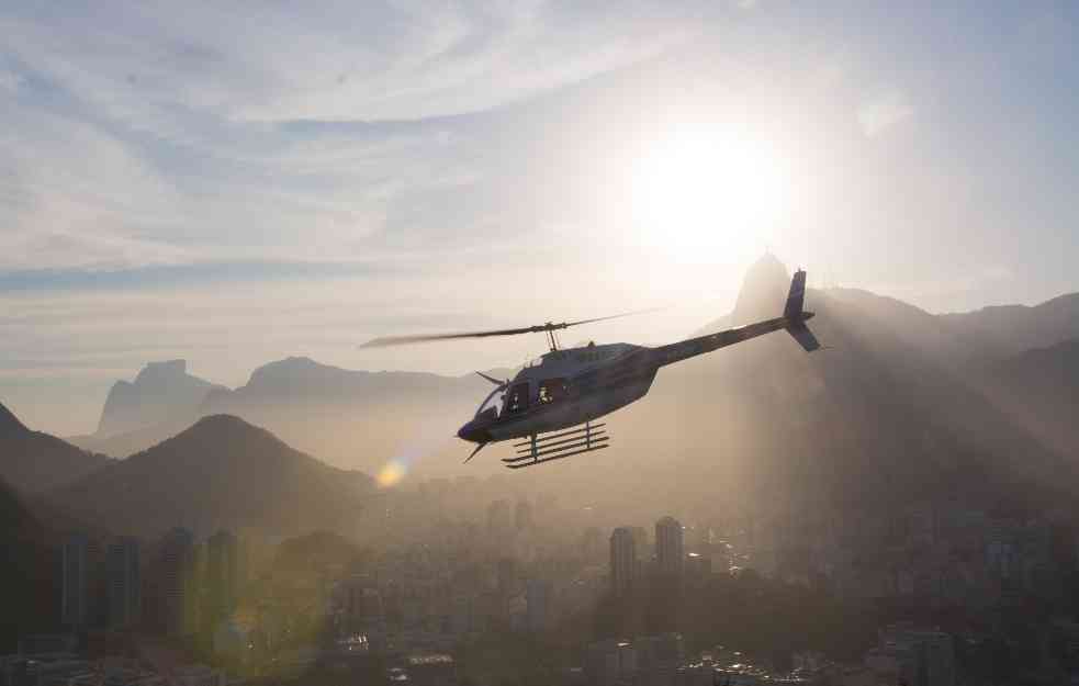 TRAGEDIJA : Svih pet putnika i pilot poginuli u padu helikoptera kod Mont Everesta