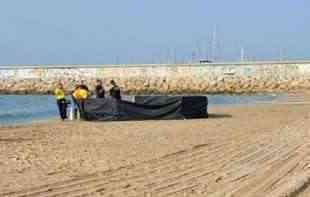 Na plaži u Španiji nađeno <span style='color:red;'><b>obezglavljeno telo</b></span> deteta