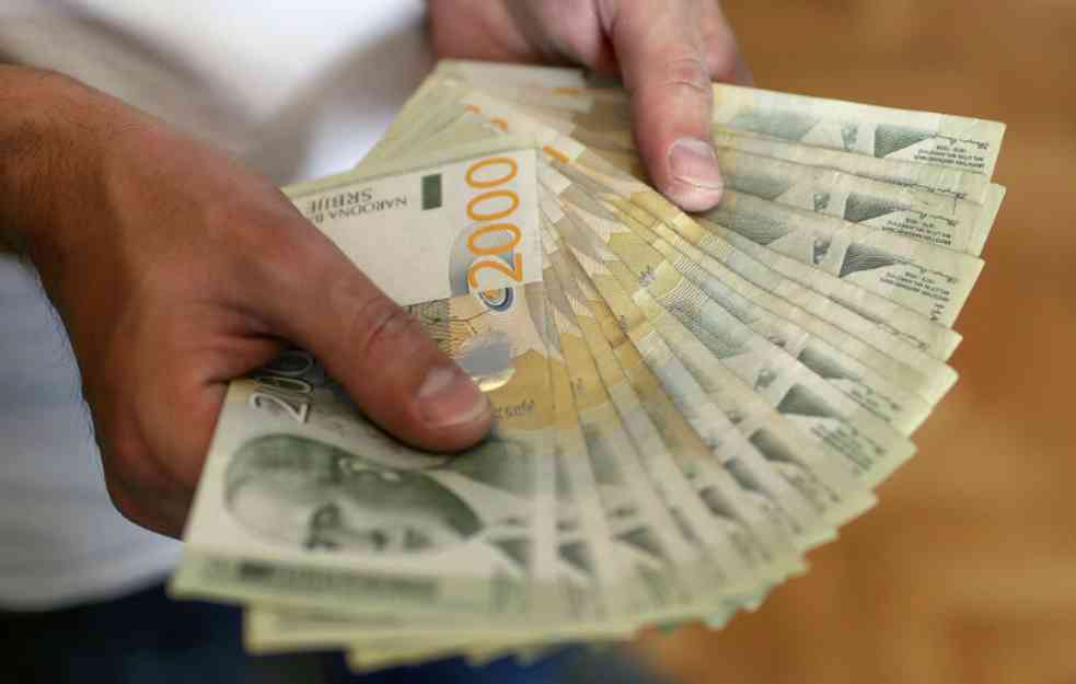 Novčana pomoć od 100.000 dinara: Evo kojoj grupi građana je namenjena