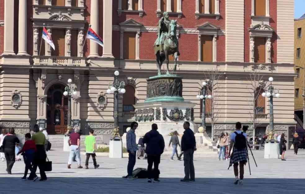 DECA NAPUŠTENA, USVAJAJU IH PEDERI: Preteruj u svemu, uživaj, tuci ženu, kupi cveće devojci... ČUDESAN TEKST O NAŠIM NARAVIMA KOJI MORATE PROČITATI!