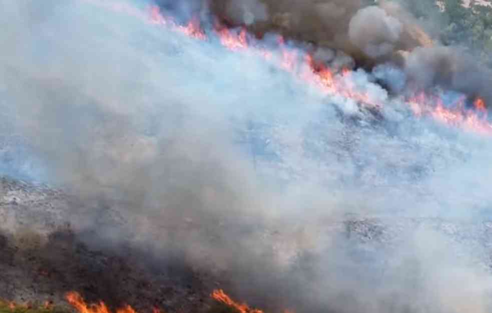 OPET RASTU TEMPERATURE U GRČKOJ! Požari stavljeni pod kontrolu, ali...