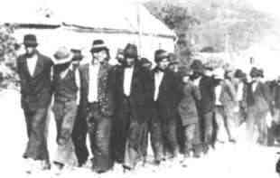 SEĆANJE NA <span style='color:red;'><b>POKOLJ SRBA</b></span> U CRKVI: U Glini odata pošta nevino stradalim žrtvama ustaškog zločina iz 1941. godine