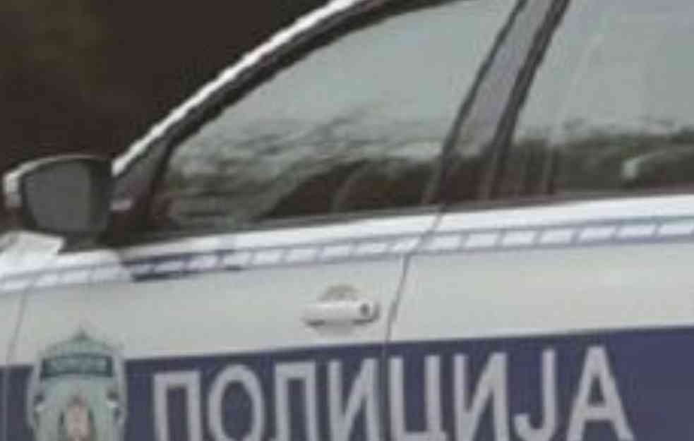 IDENTIFIKOVAN NAPADAČ SA AUTOKOMANDE! Policija u intenzivnoj potrazi za mladićem (28)