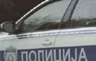 IDENTIFIKOVAN NAPADAČ SA AUTOKOMANDE! Policija u intenzivnoj potrazi za mladićem (28)