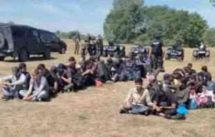 Pripadnici MUP-a u današnjoj akciji u pojasu prema granici sa Mađarskom pronašli 300 ilegalnih migranata