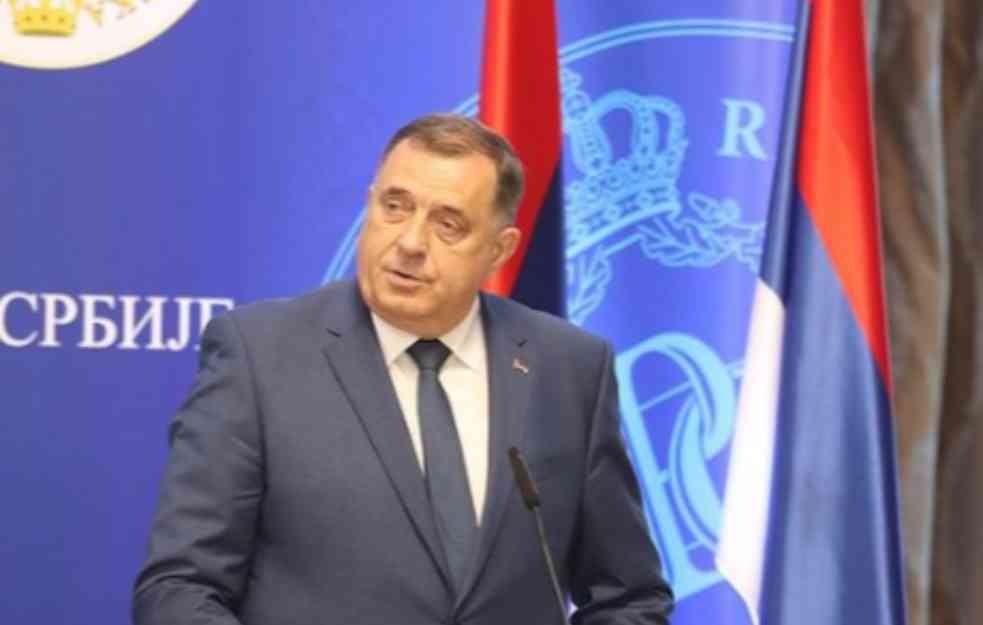 Dodik: Šmitu ne može da pomogne samoorganizovana grupa ambasadora u Sarajevu
