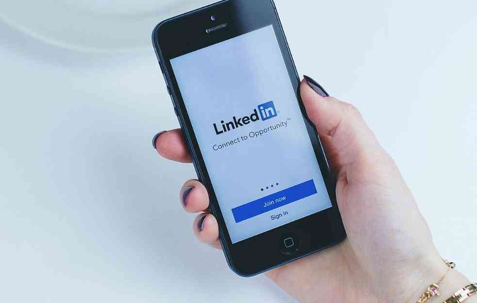 NOVI ALATI ZA PRONALAZAK POSLA: LinkedIn pravi AI koji pomaže u traženju posla