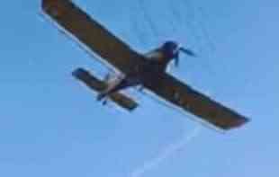DRAMA! PAO <span style='color:red;'><b>MALI AVION</b></span> U BEOGRADU: Letelica završila u njivi blizu aerodroma „13. maj“ 