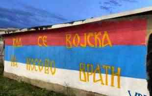 KAD SE VOJSKA NA <span style='color:red;'><b>KOSOVO</b></span> VRATI: Širom Rusije osvanuli grafiti