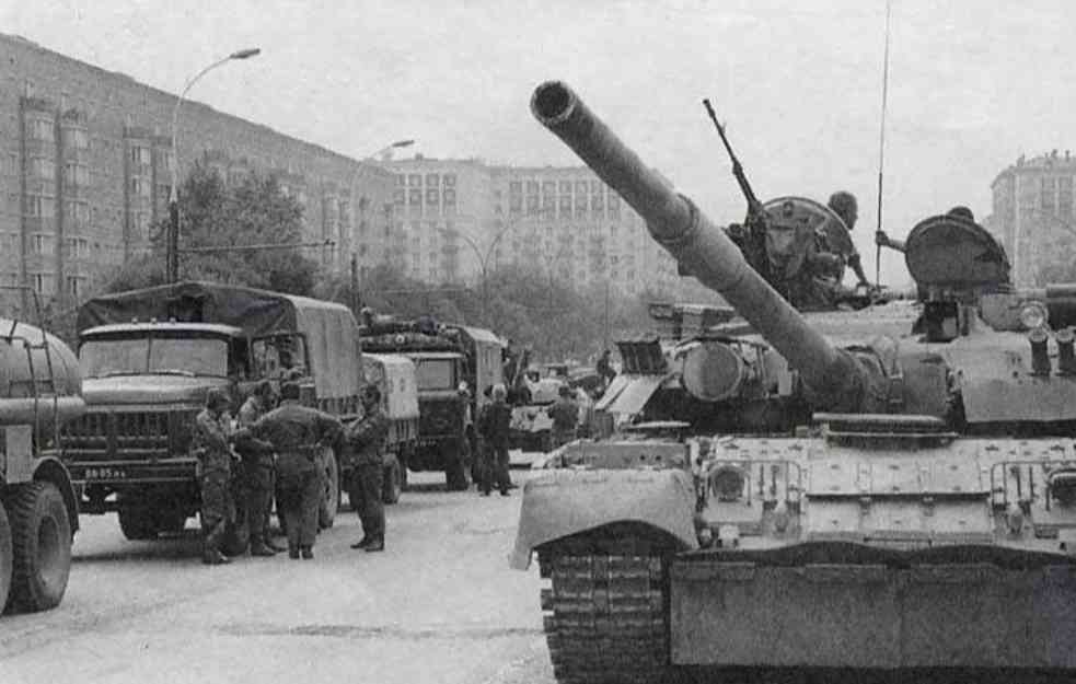 GODIŠNJICA AVGUSTOVSKOG PUČA U MOSKVI: Trideset dve godine od neuspelog državnog prevrata u Sovjetskom Savezu