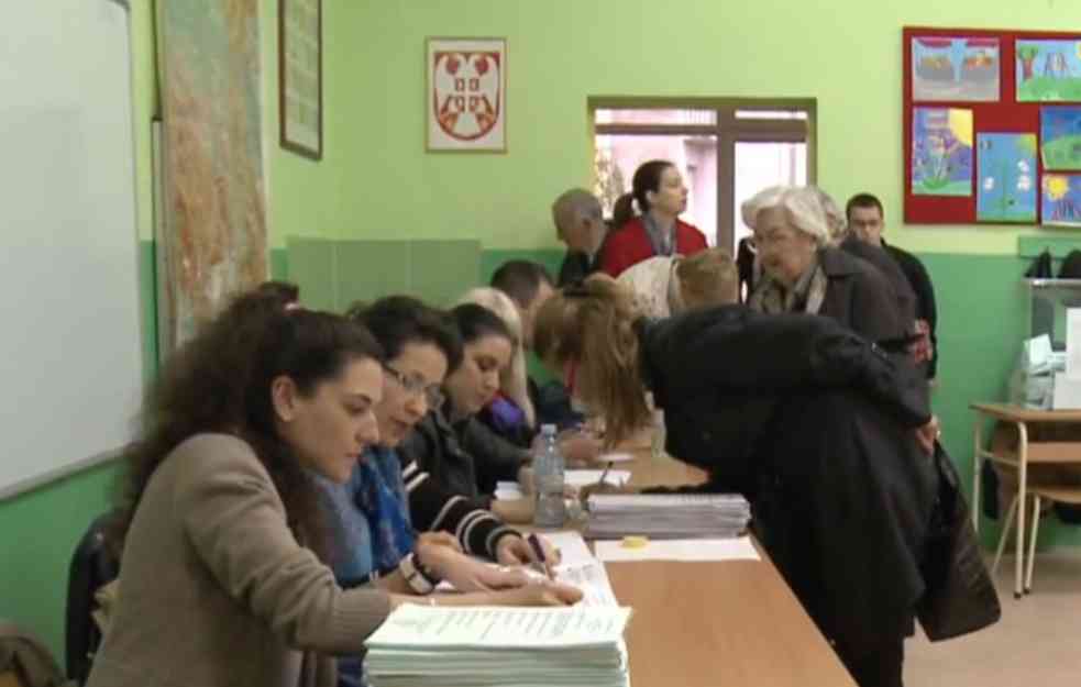 U SUSRET IZBORIMA: Nova vlast treba da proveri sve diplome bivših funkcionera