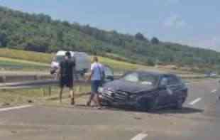 Sudar na auto-putu Beograd-Niš: Na sreću nema povređenih (VIDEO)