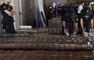 Španska policija zaplenila 9,5 TONA DROGE u bananama