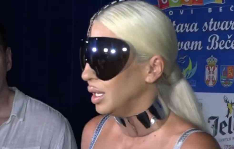 JELENA KARLEUŠA U LOŠEM STANJU: Hteli da zovu HITNU POMOĆ