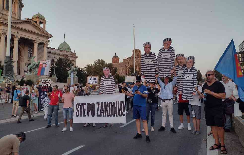 Učesnici narednog protesta “Srbija protiv nasilja” ići će do ministarstava prosvete i pravde: PODRŠKA INSPEKTORIMA MILENKOVIĆU I MITIĆU 