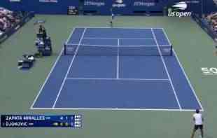 ĐOKOVIĆ EKSPRESNO DO TREĆEG KOLA US OPENA: Novak lako sa Zapatom, zakazao <span style='color:red;'><b>SRPSKI DERBI</b></span> sa Đereom (VIDEO)