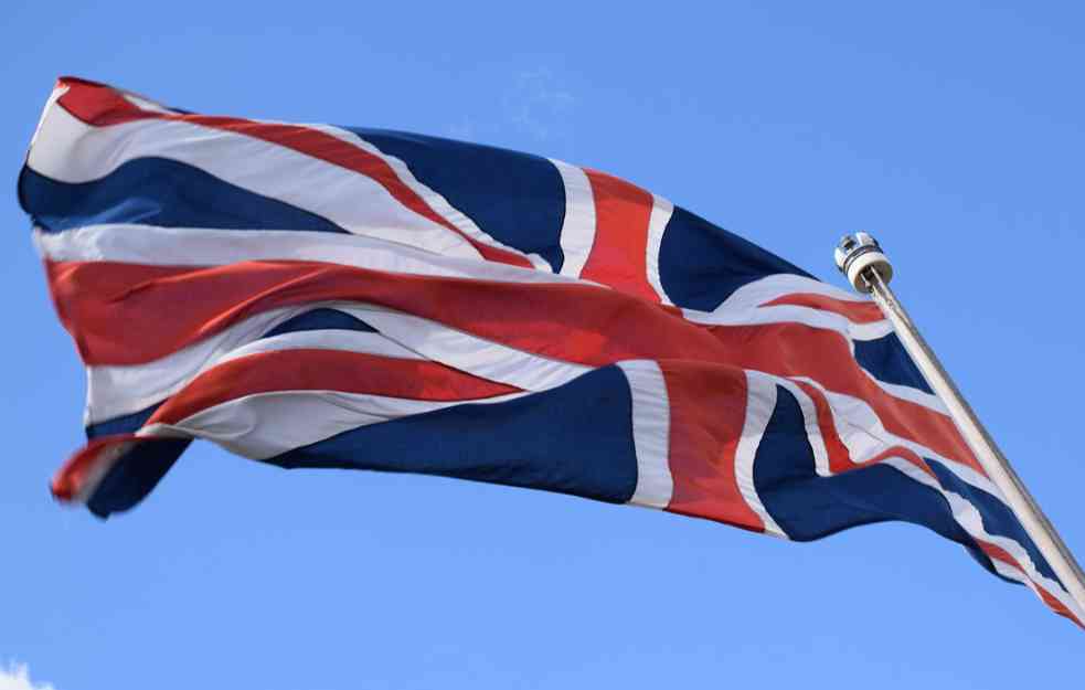 Danas je zvanično zabeležen najtopliji dan u Velikoj Britaniji ove godine!