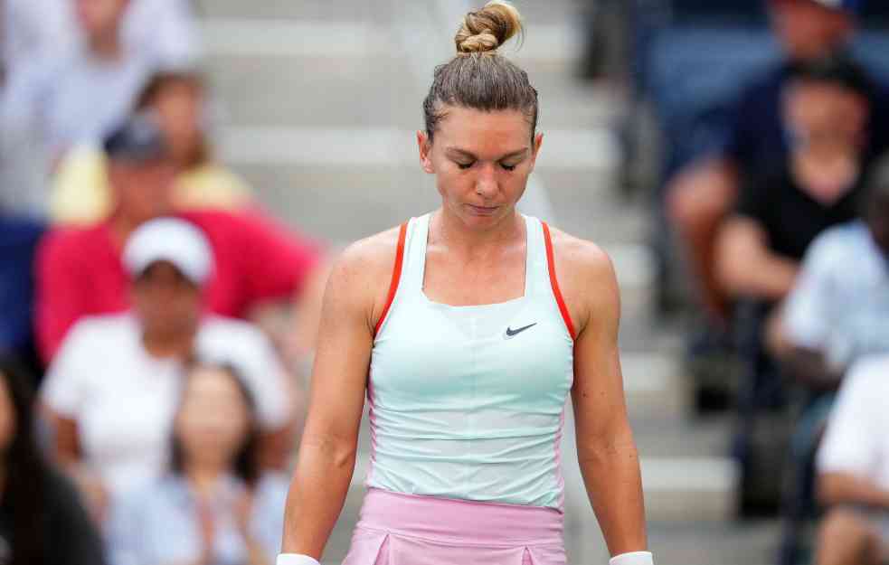 HALEP: Sinera tretiraju potpuno drugačije od mene