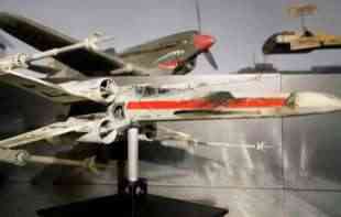 Davno izgubljeni model aviona Iks-lovca iz „Ratova zvezda“ stavljen na aukciji po VRTOGLAVOJ CENI od 400.000 dolara!