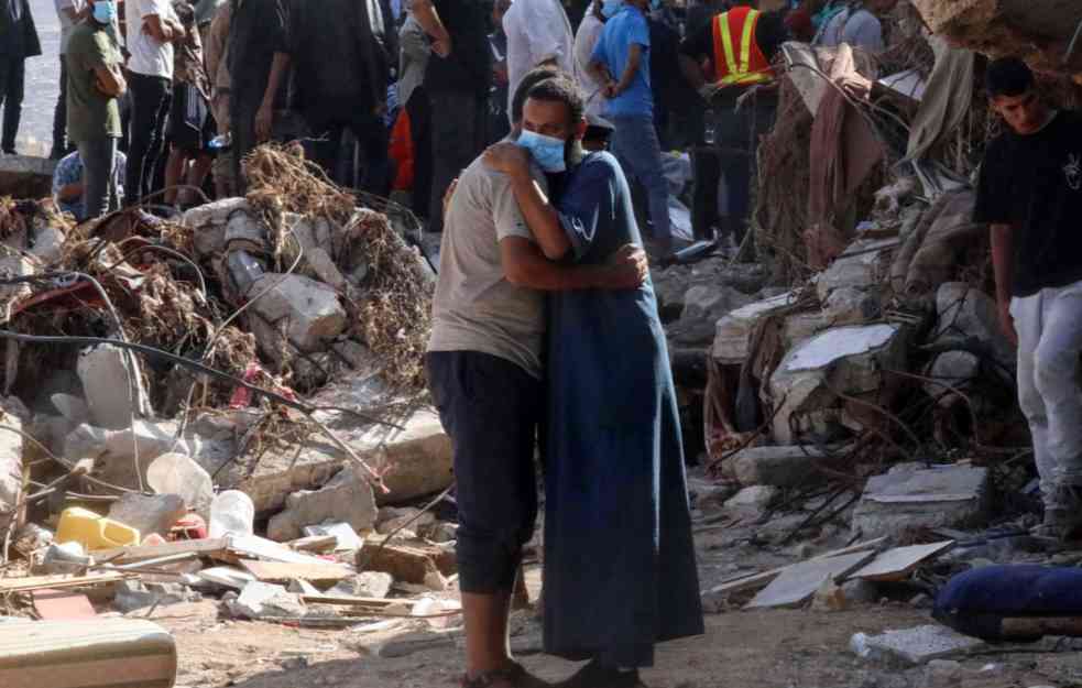 LIBIJSKI GRAD ZATVOREN: Spasioci tragaju za 10.100 nestalih nakon što je broj žrtava SKOČIO NA 11.300!
