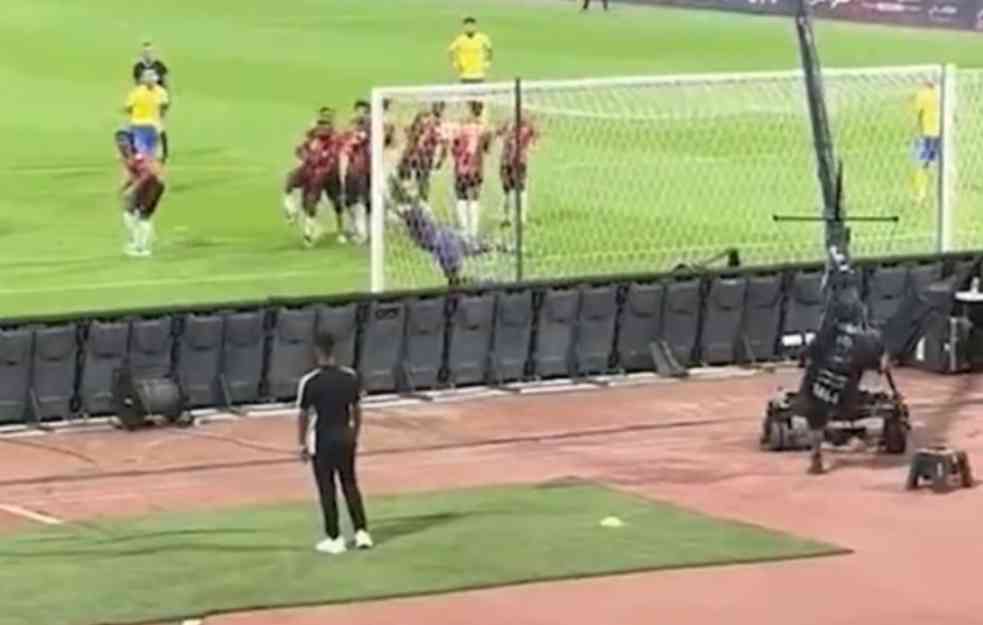 RONALDO NOKAUTIRAO KAMERMANA! Pogodio ga pravo u glavu, čovek nije znao šta ga je snašlo! (VIDEO)