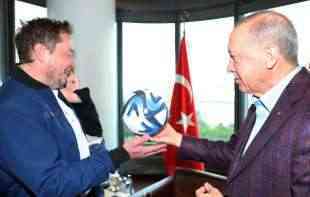 Erdogan <span style='color:red;'><b>zahtev</b></span>a da Mask izgradi Teslinu fabriku u Turskoj