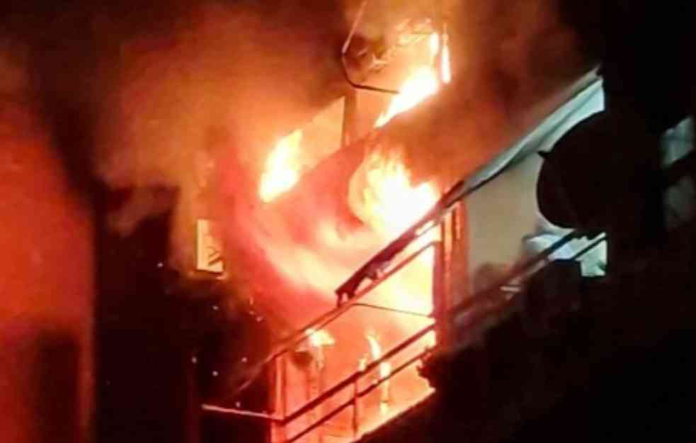 VELIKI POŽAR U CENTRU BEOGRADA: Planuo stan starijeg para na sedmom spratu (FOTO)