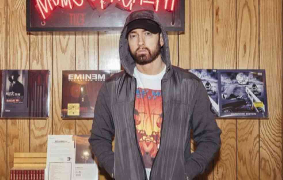 Eminem je zvanično postao deda