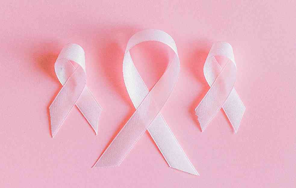 Mesec borbe protiv karcinoma dojke: U 30 gradova krenula je biciklistička vožnja