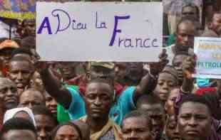 Makron NAREDIO! <span style='color:red;'><b>Francuska</b></span> povlači svoje trupe iz Nigera