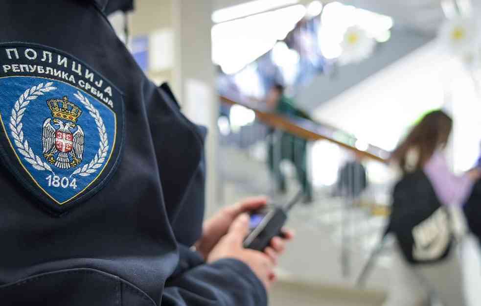 OPET SU POČELI: Dojava o bombama u školi, Pravnom fakultetu i Gradskoj bolnici u Beogradu