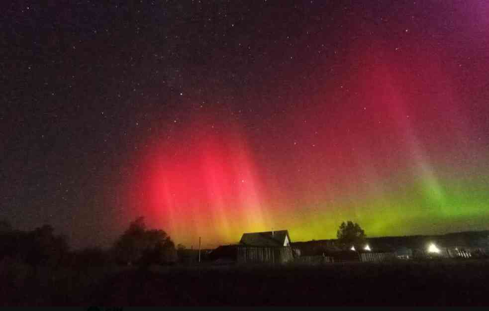 NEBESKI SPEKTAKL koji očarava svakog: Crvene aurore su jako redak prirodni fenomen, evo i zašto