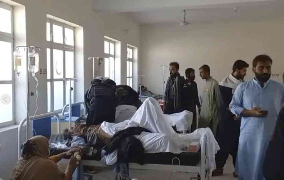 U BOMBAŠKOM NAPADU u Pakistanu poginula 21 osoba, a povređeno više desetina