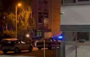 DRAMA U TUZLI: Muškarac ubijen u stanu, osumnjičeni uhapšen tokom bekstva preko terase (VIDEO)