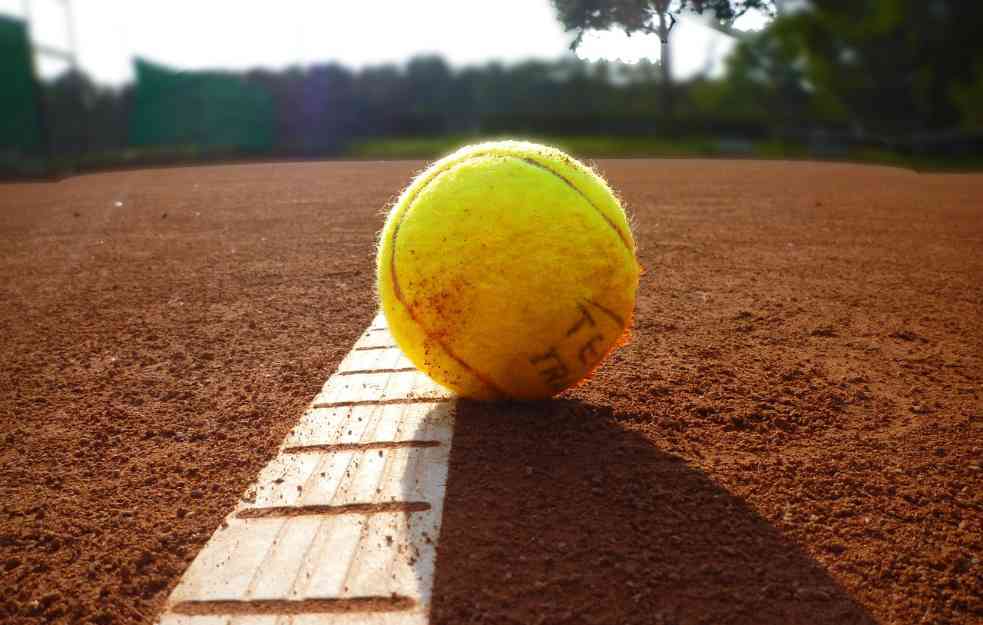 Crvena zvezda organizuje besplatnu školu tenisa za decu
