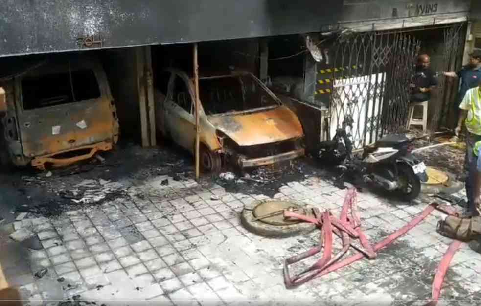 TRAGEDIJA U INDIJI: Požar zahvatio šestospratnicu - šestoro ljudi poginulo, 38 povređeno! (VIDEO)