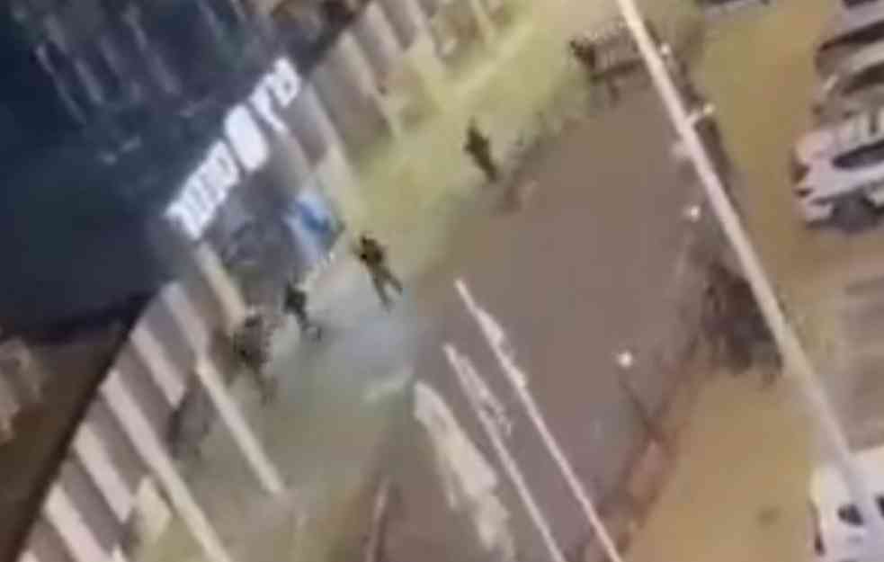 PAKAO! KRVAVE ULIČNE BORBE U BLIZINI GAZE: Militanti Hamasa na auto-putu UBIJALI sve na koje su naišli! (VIDEO, FOTO)