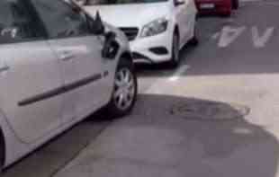 Nepoznata osoba na Zvezdari drugi put za mesec dana lomi <span style='color:red;'><b>retrovizor</b></span>e na automobilima: Polomljeno više od 50 (VIDEO)