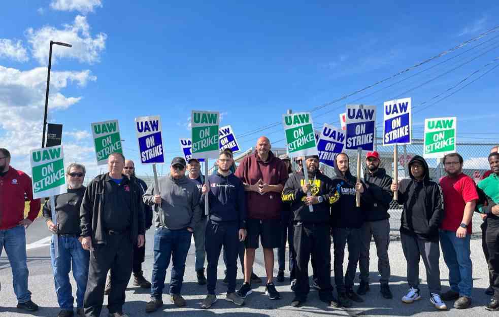 Masovni štrajkovi auto industrije ESKALIRAJU, Ford se pridružio protestima!
