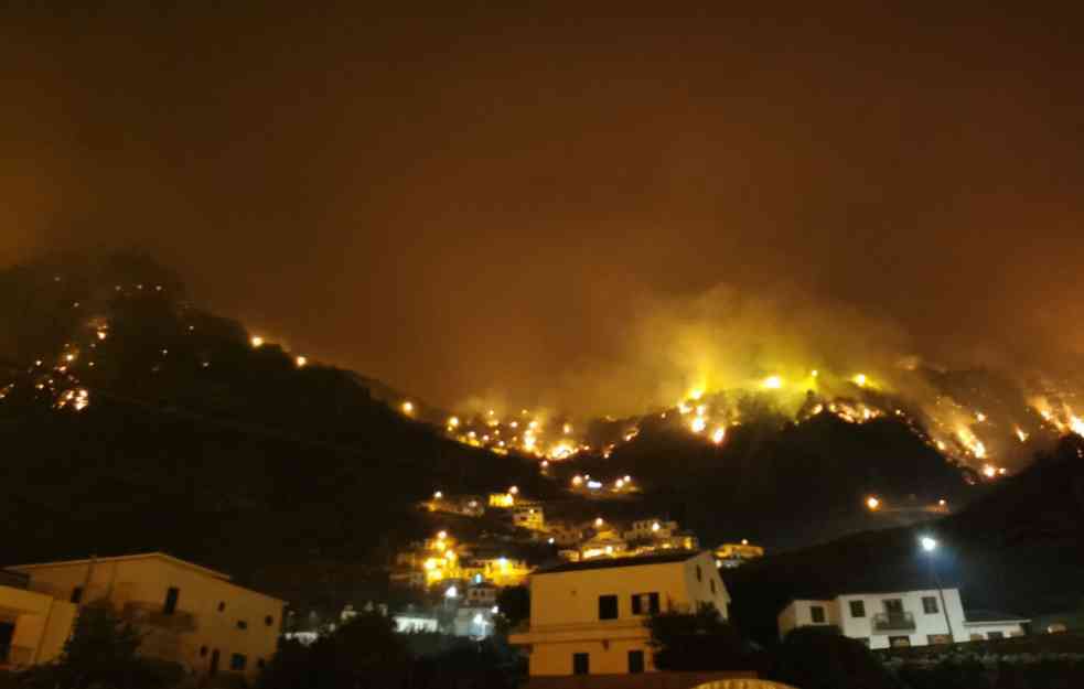 Šumski požar okovao ostrvo Madeira: Portugalski vatrogasci pomažu oko evakucije stanovništva (VIDEO)