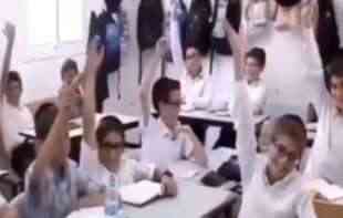 KRV SE LEDI U ŽILAMA: Evo kako uče jevrejsku decu mržnji prema Arapima (VIDEO)