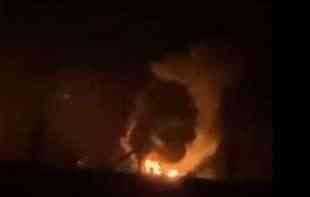 POTPUNI HAOS : Pogođen aerodrom, uništena flota helikoptera, prvi put ispaljen MOĆNI PROJEKTIL (VIDEO)