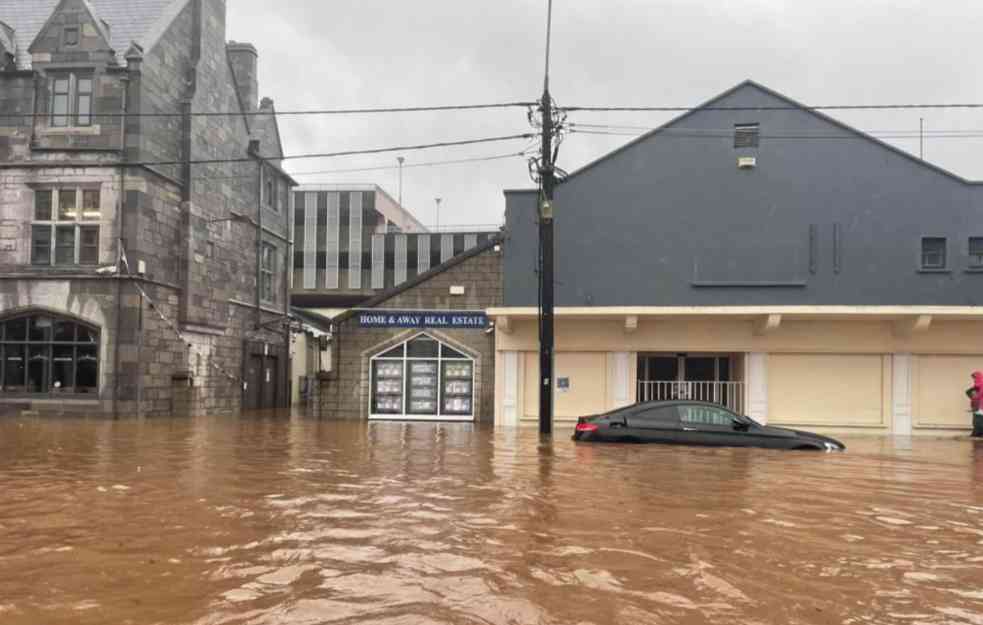 U Kini 11 osoba nestalo posle obilnih kiša na jugu