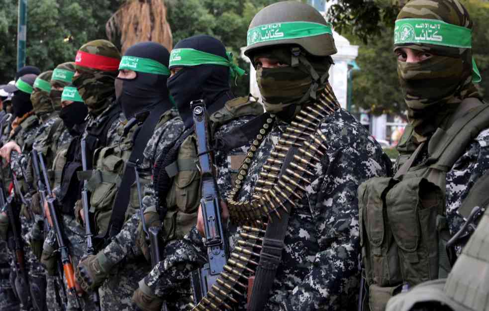 Isplivali ŠOKANTNI snimci: HAMAS OBUČAVA I DECU ZA RAT! (FOTO) 