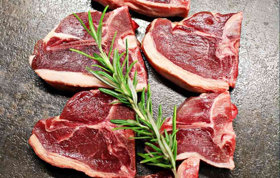 MESO SVE SKUPLJE: Novogodišnji praznici podižu cenu mesa